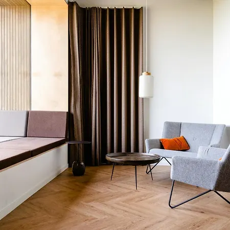Live In Historical Surroundings At Helnaes بيت للعطل *